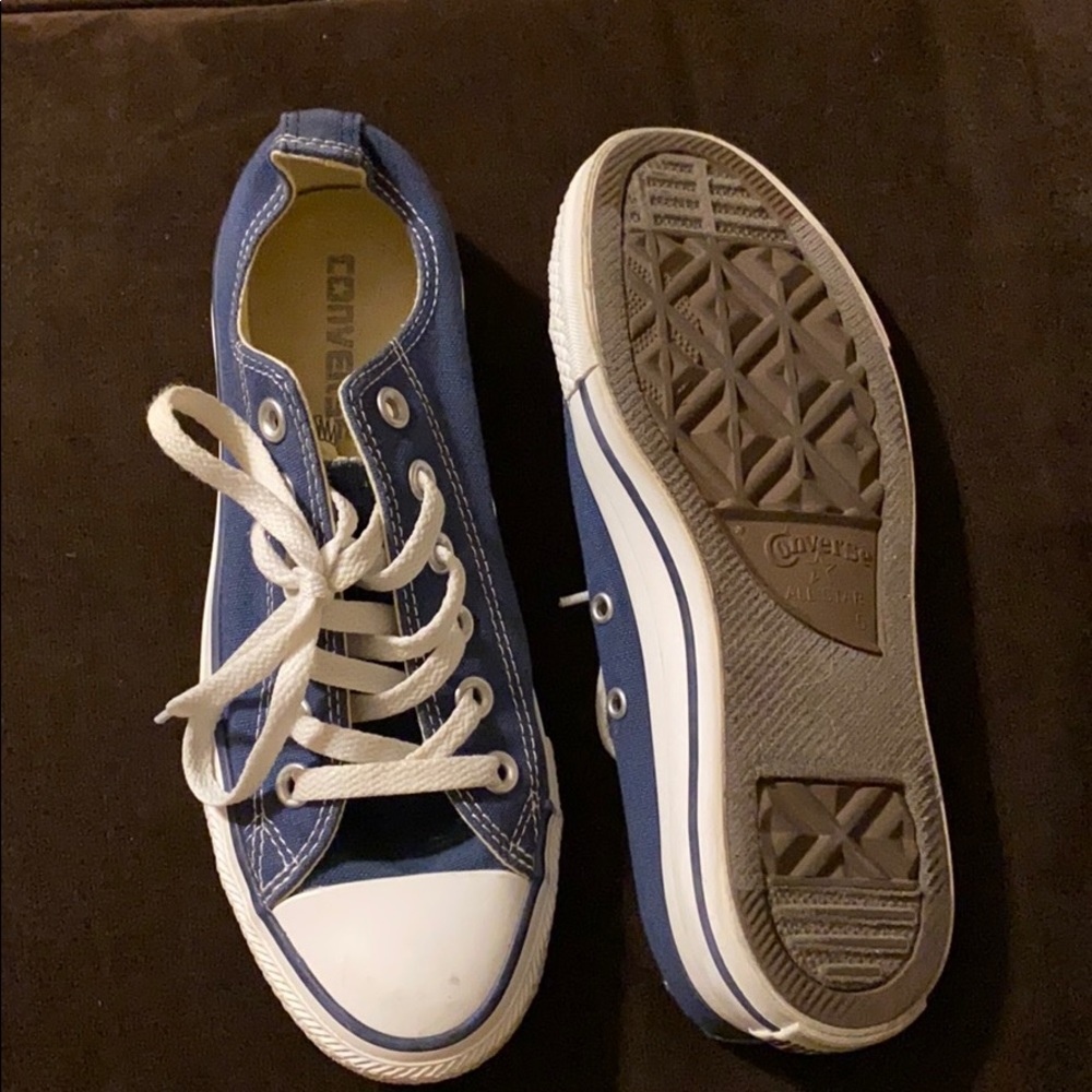 Blue converses